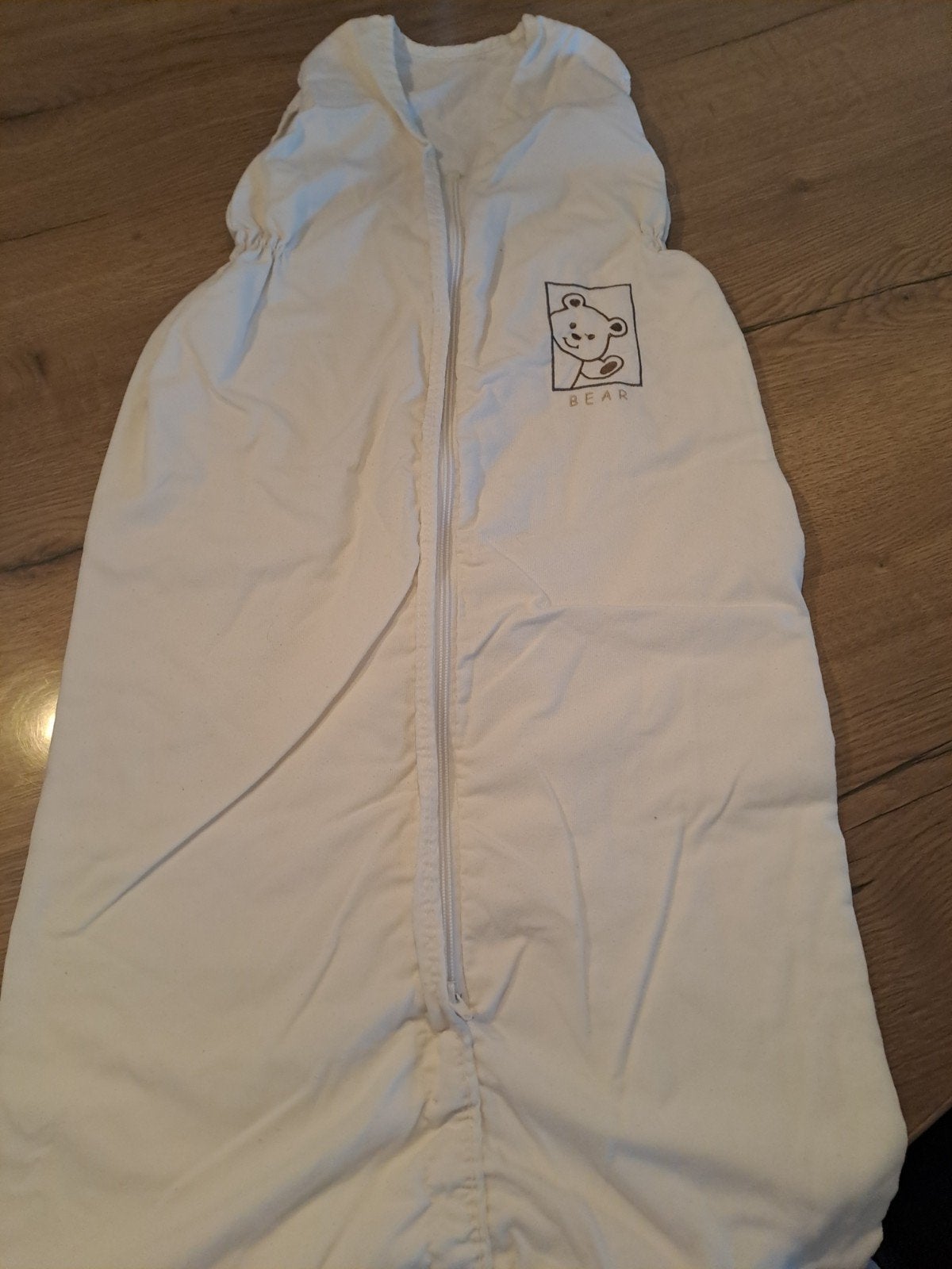Witte kinderslaapzak met beer opdruk, maat 80-92, Ophalen of Verzenden, Gebruikt, Wit, Slaapzak