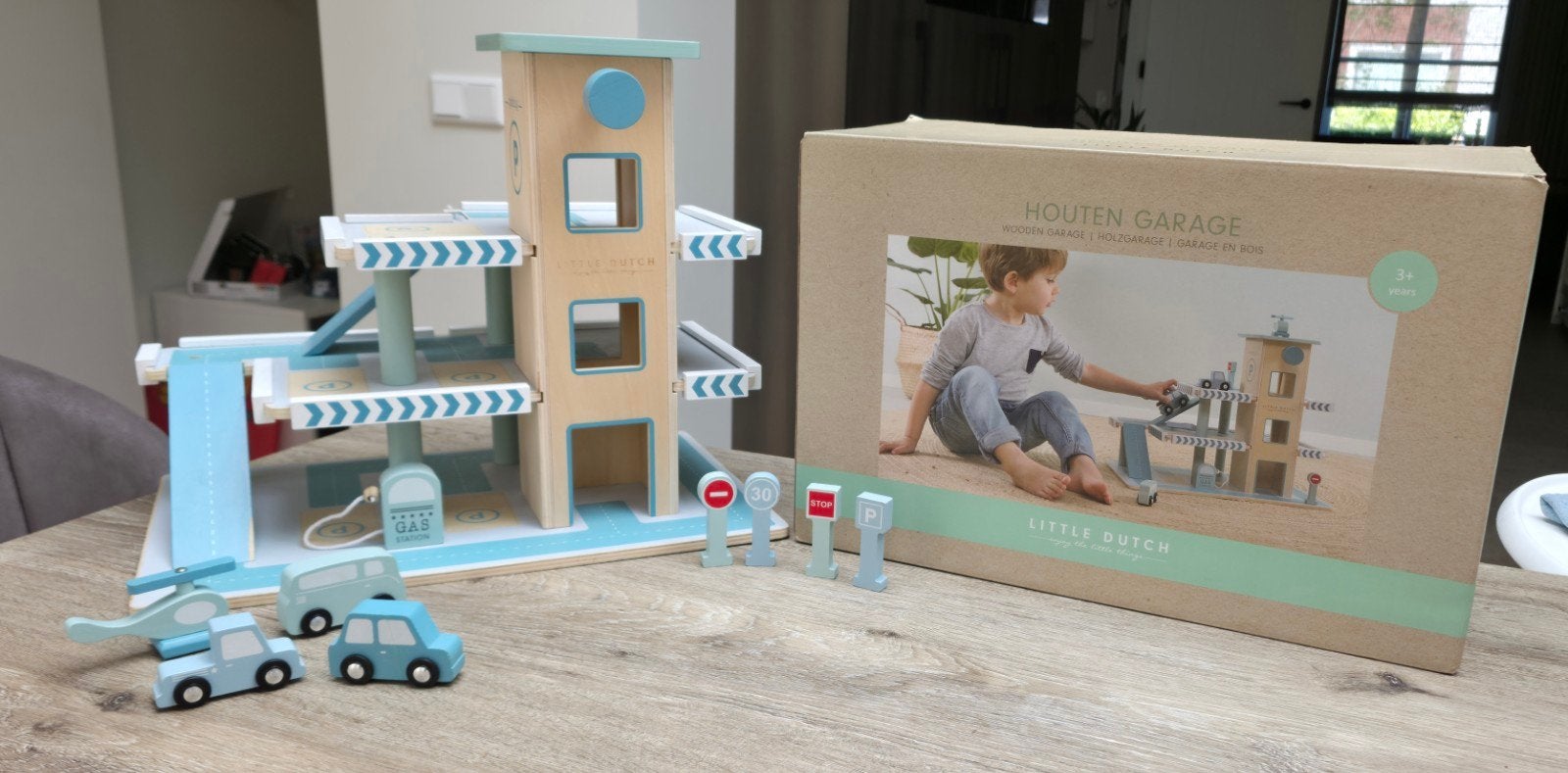 Little Dutch Houten Garage met Toebehoren en Originele Doos, Kinderen en Baby's, Speelgoed | Houten speelgoed, Ophalen, Gebruikt