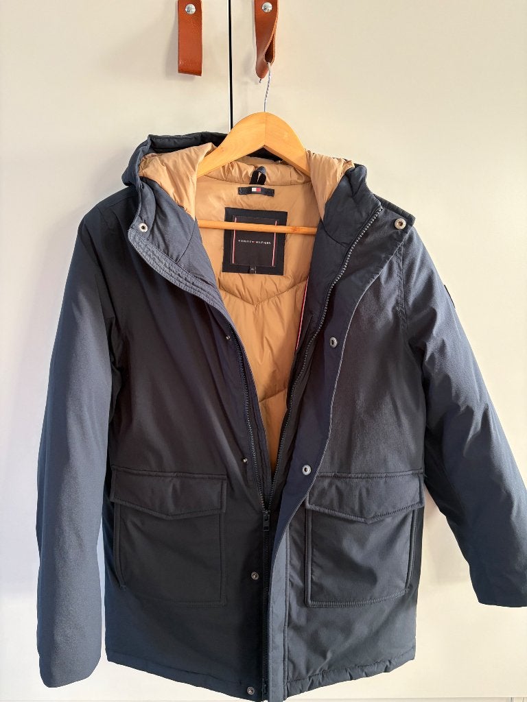 Jongens winterjas maat 152 Tommy Hilfiger, Ophalen of Verzenden, Jongen, Jas, Tommy Hilfiger