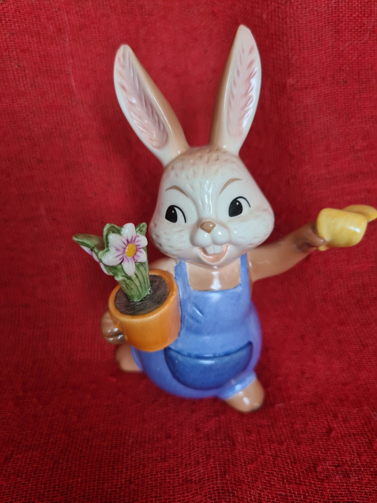 Goebel haasje met plantenpot, Ophalen of Verzenden