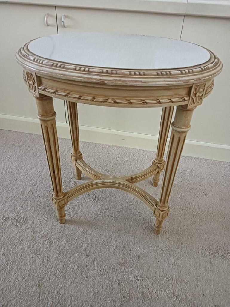 Elegante bijzettafel, Antiek en Kunst, Ophalen
