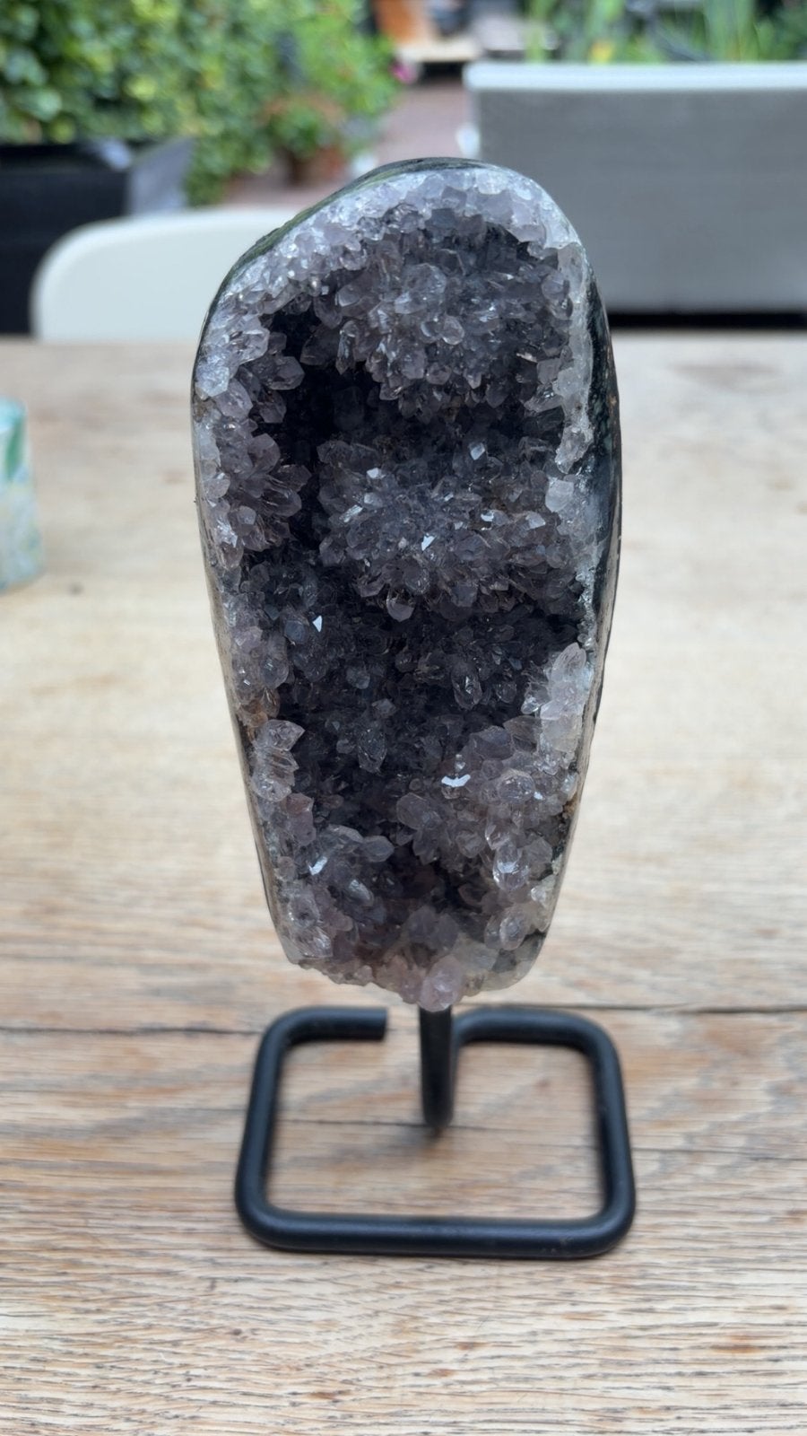 Amethist Geode met voet, Ophalen of Verzenden