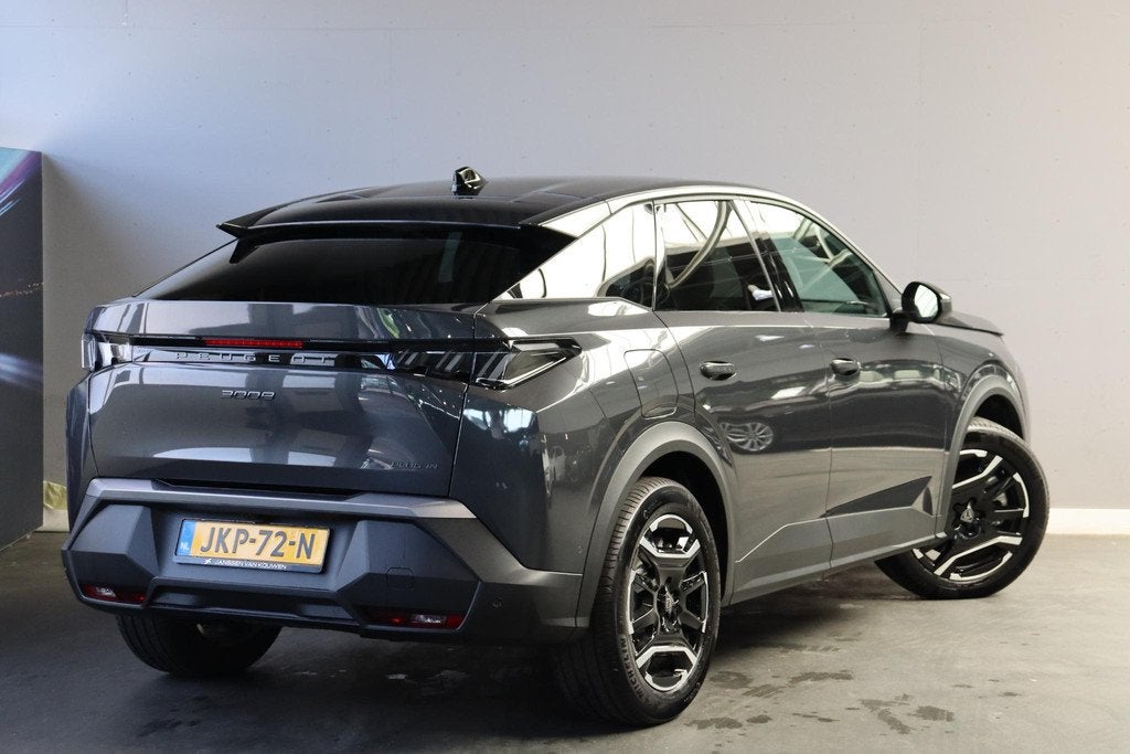 Peugeot 3008 1.6 plug-in Hybrid 195 Allure 7 Jaar Garantie /, Auto's, Peugeot, 12 maanden, 1550 kg, 4 cilinders, Leder en Stof