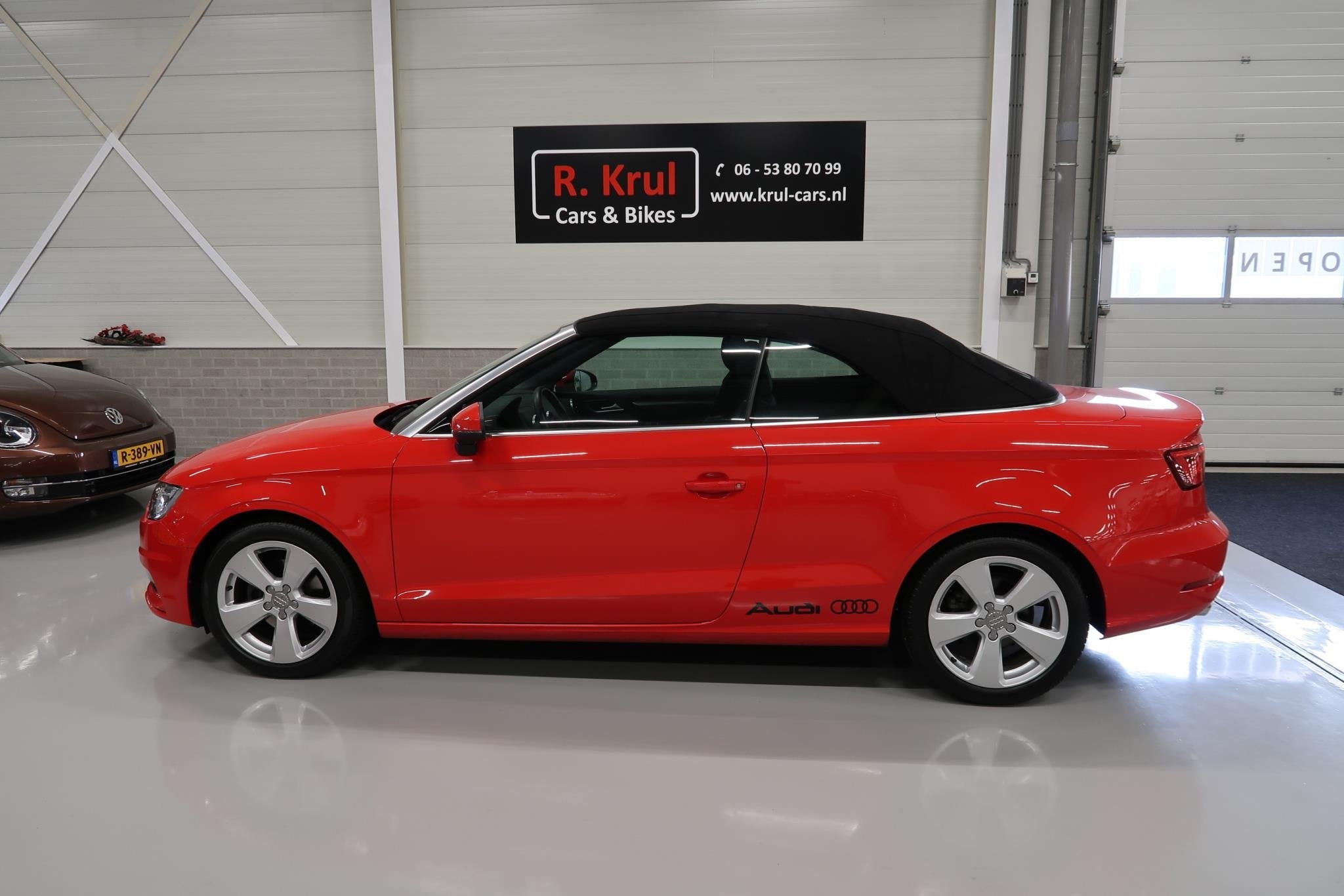 Audi A3 Cabriolet 1.4 TFSI CoD Ambiente Pro Line Plus Automa, Auto's, Dealer onderhouden, Gebruikt, 4 cilinders, 4 stoelen