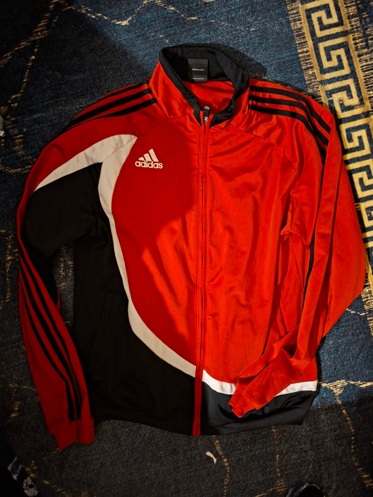 Adidas trainingsjack rood/zwart - Maat L, Kleding | Heren, Jassen | Zomer, Maat 52/54 (L), Zo goed als nieuw, Adidas, Meerkleurig
