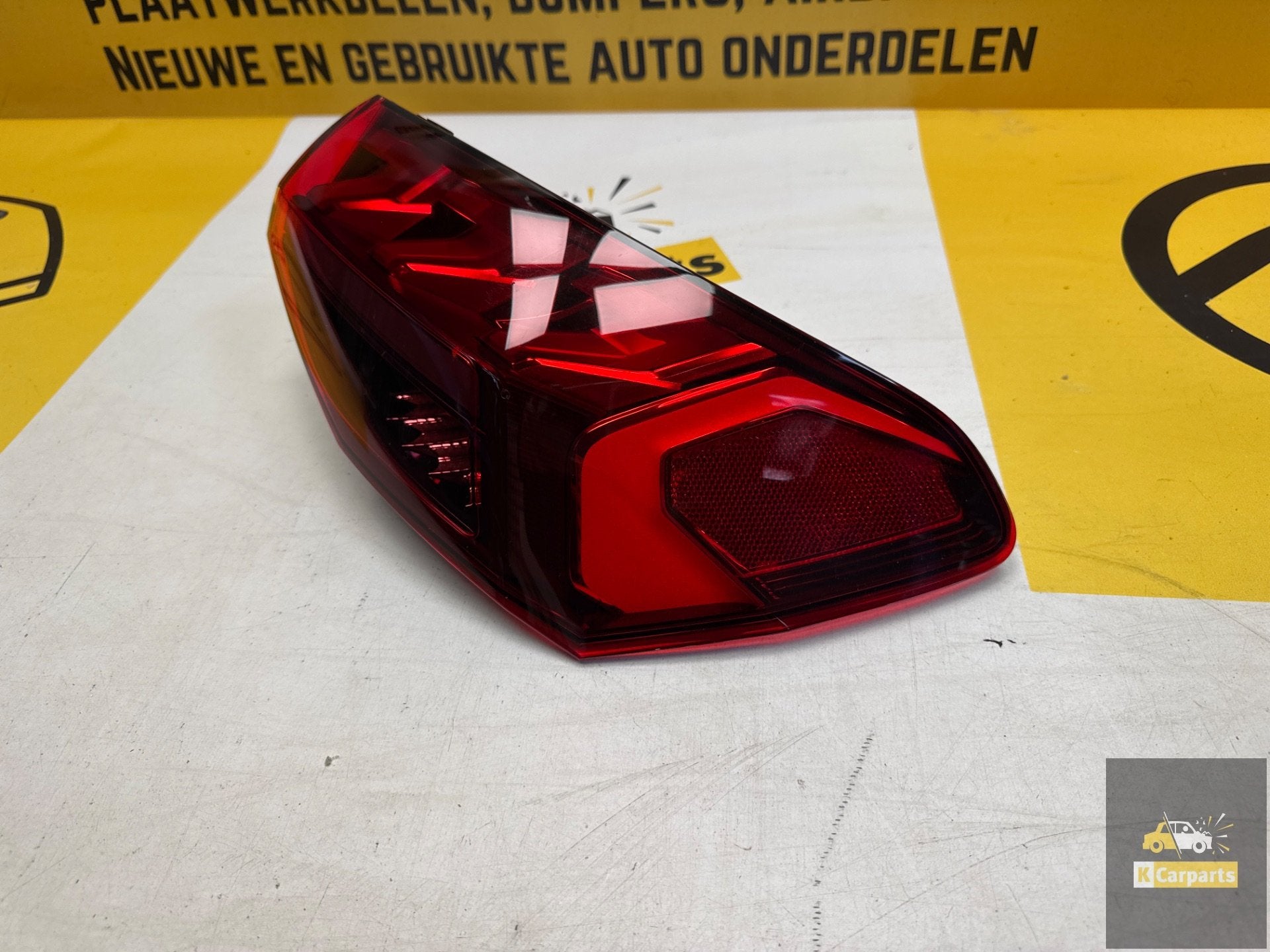 Audi A3 RS3 S3 8Y Led Achterlicht Rechts 8Y0945208, Info@fabrikant.eu, Fabrikantstraat 1
1000 AA  Amsterdam, NL, Fabrikant BV