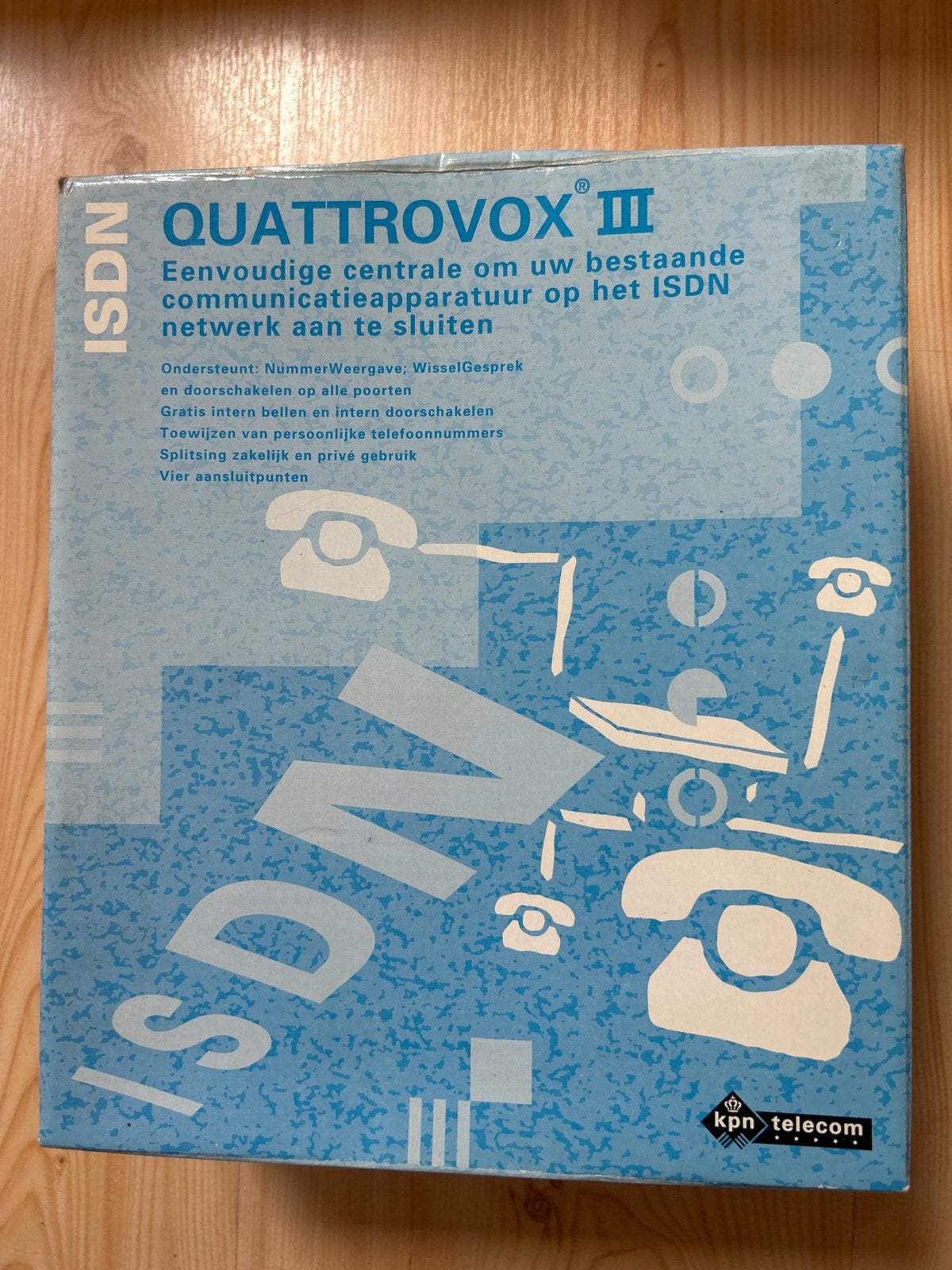 KPN Telecom QuattrovoX III ISDN Centrale - Nieuw in doos, Ophalen of Verzenden, Nieuw, ISDN-centrale