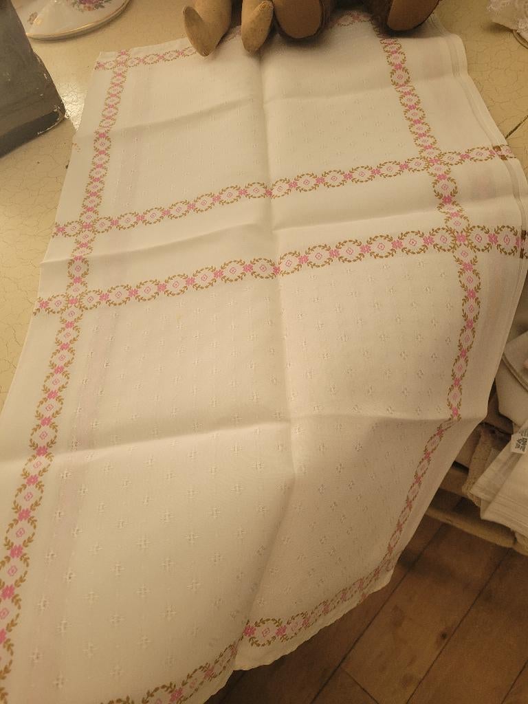 Vintage tafelkleed, Heikant 21 Kaatsheuvel, Belle Vieille Brocante, Ophalen of Verzenden, Zo goed als nieuw