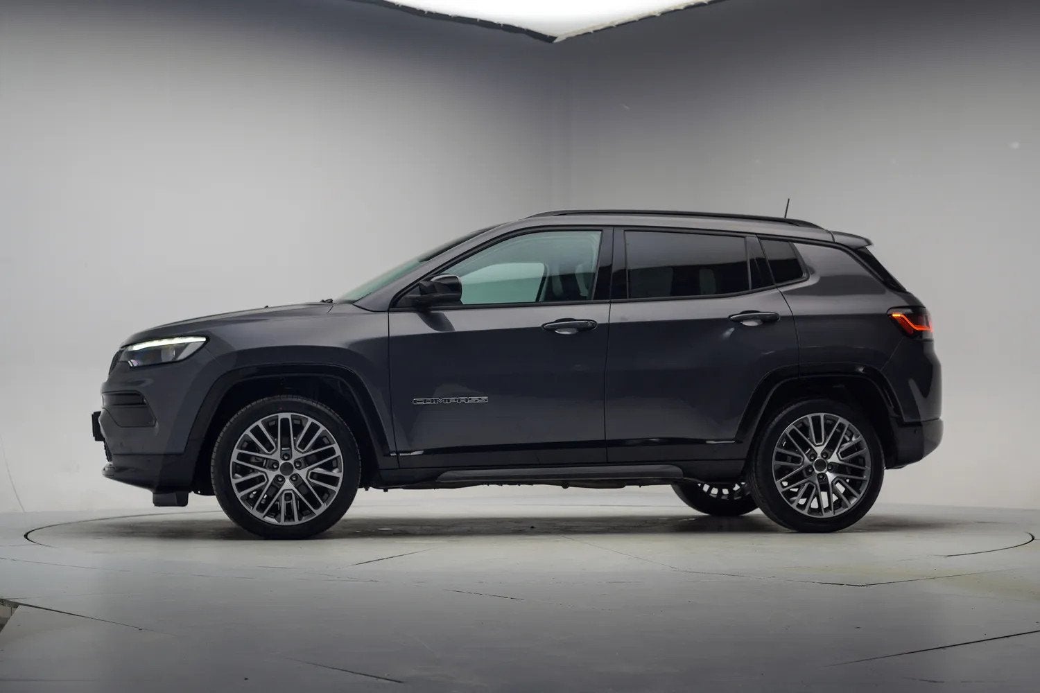 Jeep Compass 1.5 e-Hybrid Summit Aut. [ Adapt.cruise Camera, Gebruikt, 4 cilinders, Hybride Elektrisch/Benzine, 1469 cc