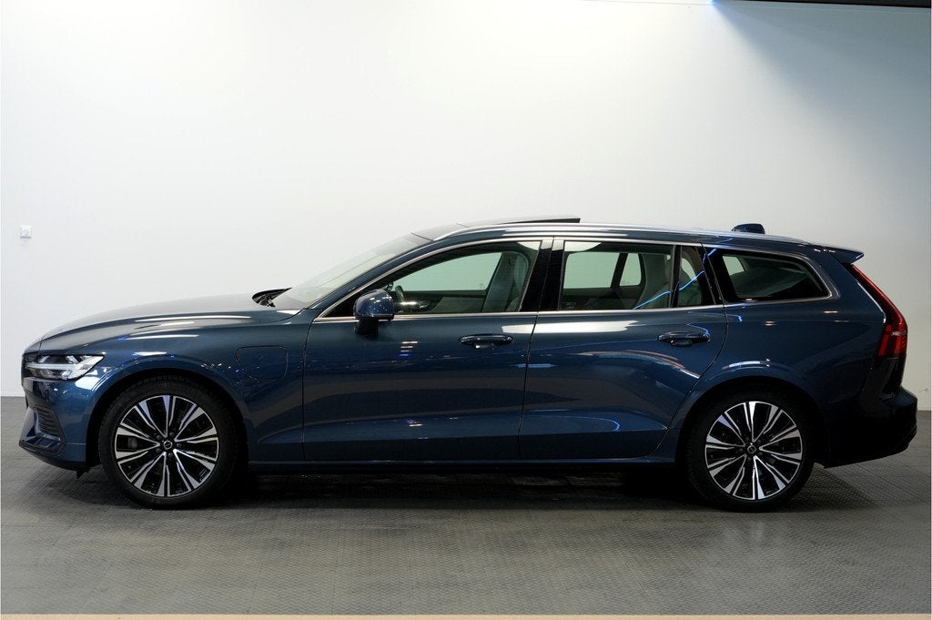 Volvo V60 2.0 T6 AWD 293kW/399pk Aut8 Plug-in hybrid Long Ra, Automaat, Gebruikt, Blauw, Geïmporteerd