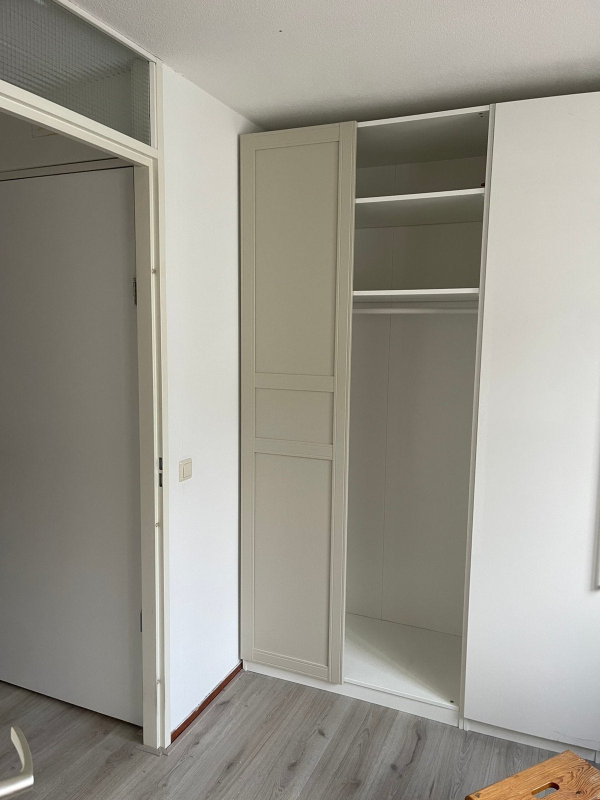 1 IKEA PAX kastdeur FLISBERGET beige – 230cm x 50cm, Huis en Inrichting, Ophalen, Zo goed als nieuw, 50 tot 100 cm, 200 cm of meer
