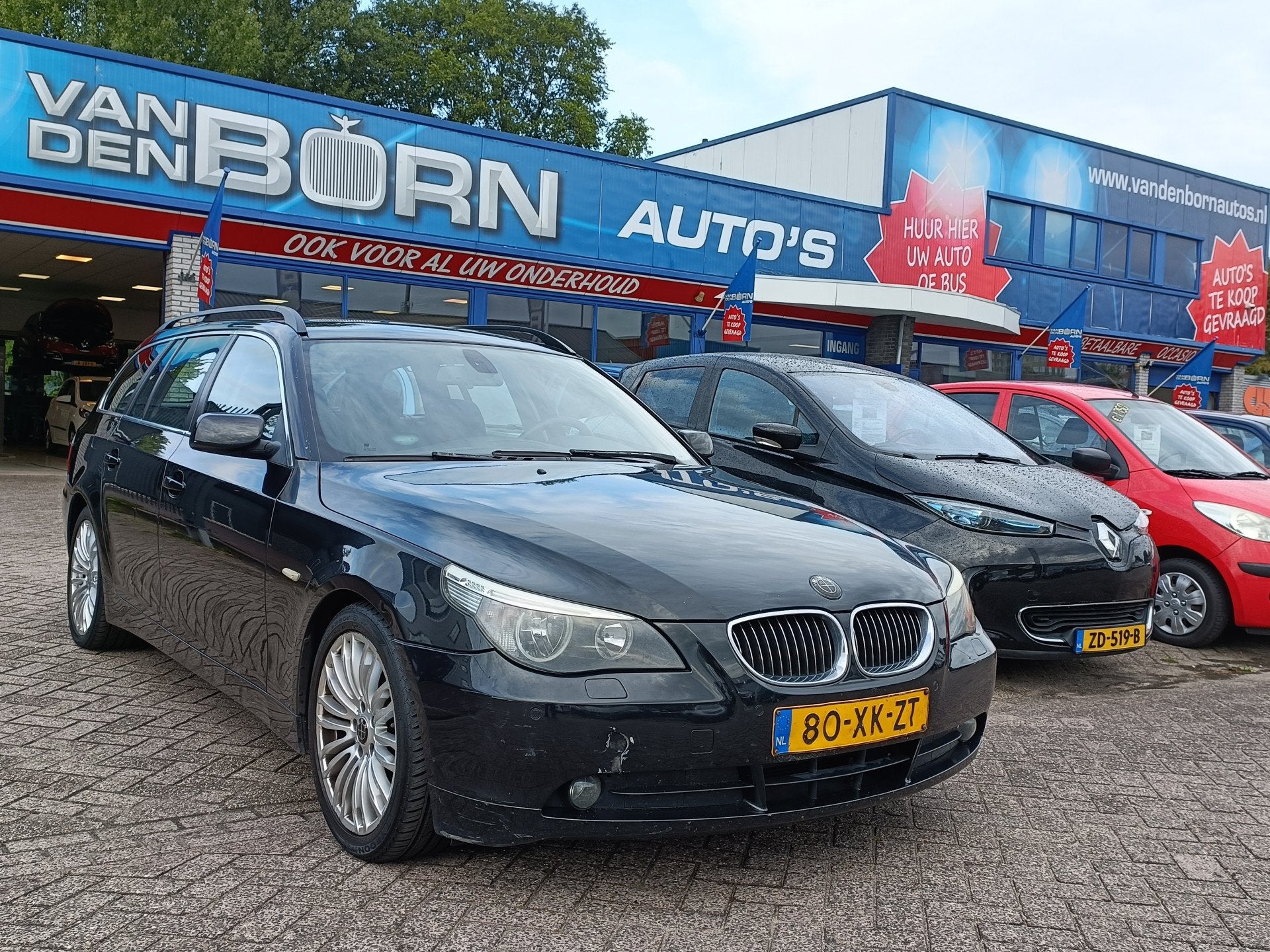 BMW 5 Serie Touring 523i Business Line Automaat 18'' L.M.V N, Auto's, BMW, Automaat, 2497 cc, Zwart, Grijs