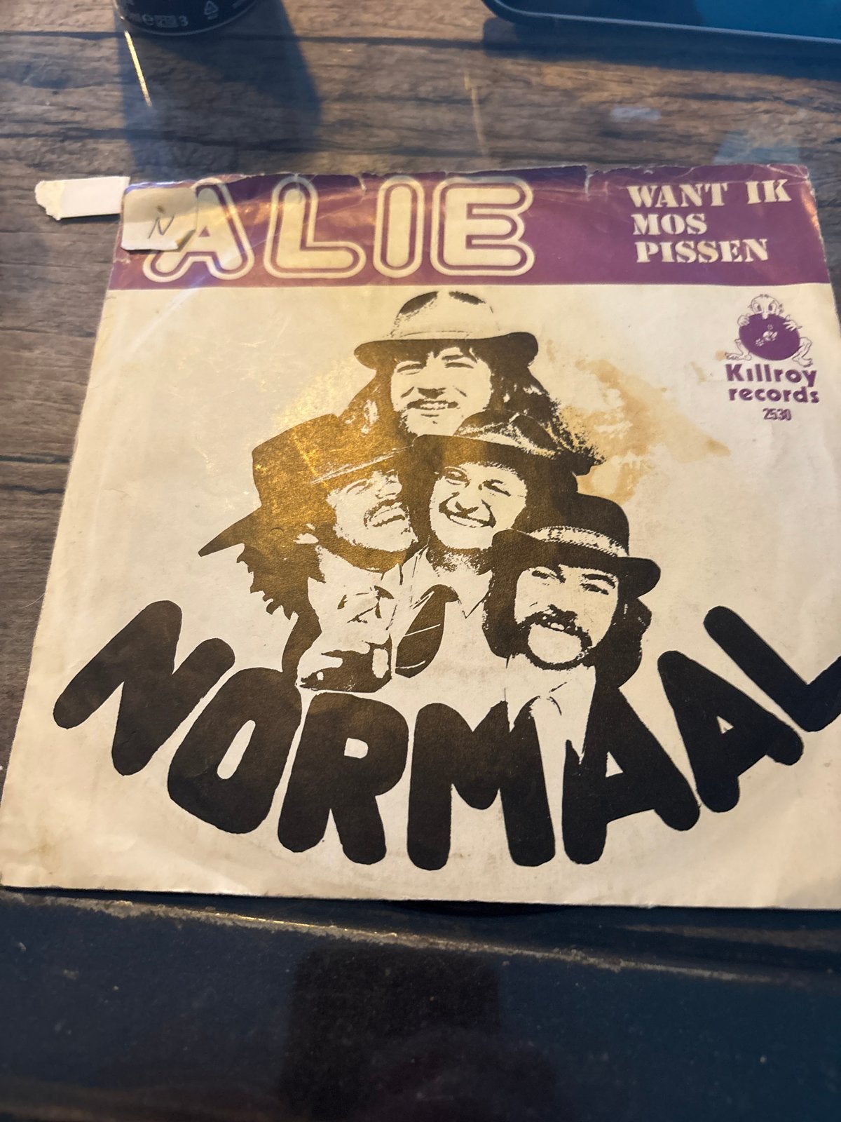 Normaal - Alie / Want Ik Mos Pissen (Vinyl Single), Cd's en Dvd's, Vinyl Singles, Gebruikt, Originele persing, 7 inch, Ophalen of Verzenden