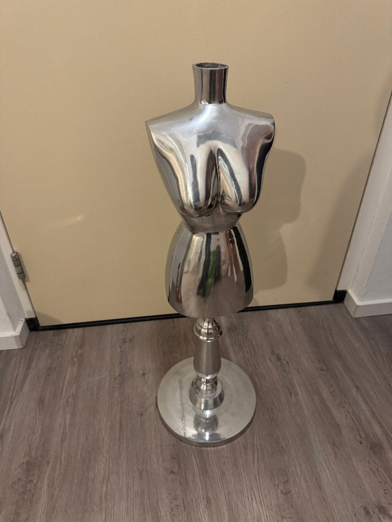 Torso vrouw gegoten aluminium, Antiek en Kunst, Kunst | Beelden en Houtsnijwerken, 50 - 100 cm, Overige materialen, Beeld, Overige stijlen