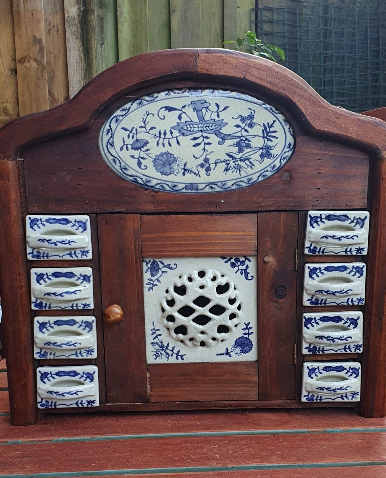 Antiek houten kruidenrekje met Delfts blauwe details, Ophalen of Verzenden
