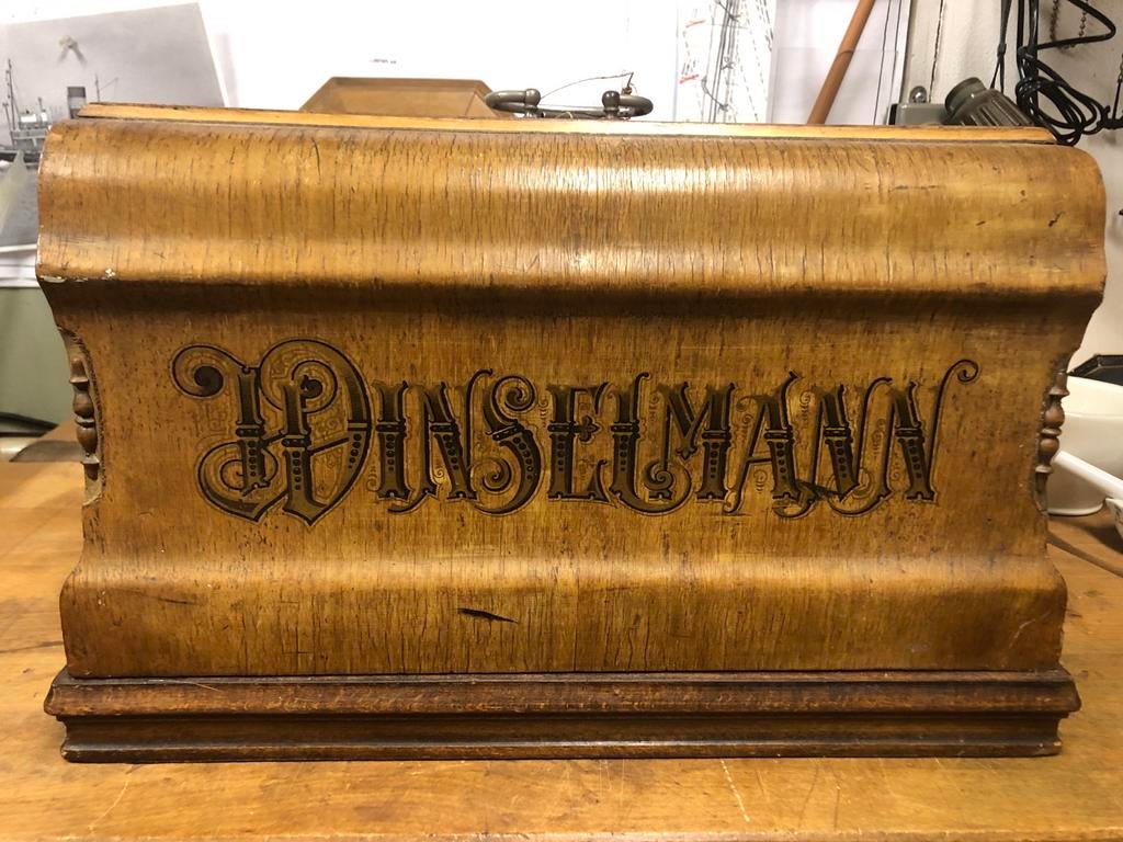 Decoratieve Antieke Winselmann Naaimachine met Houten Kap, Antiek en Kunst, Antiek | Naaimachines, Ophalen