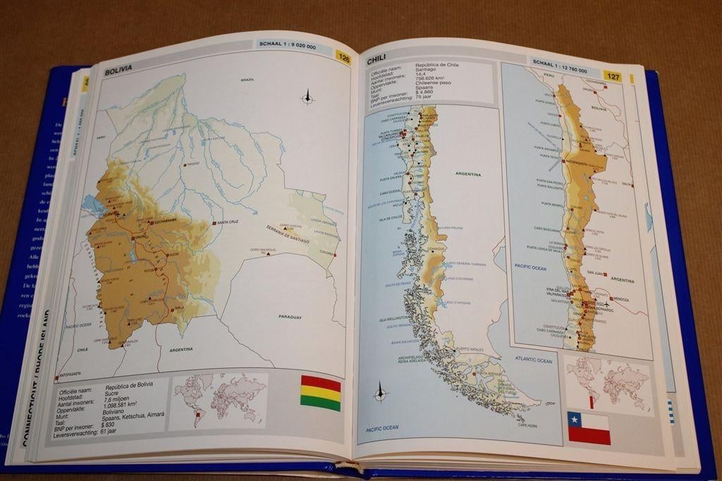 Atlas encyclopedie — Wereldatlas met Focus op Kleine Landen, Boeken, Gelezen, Ophalen of Verzenden, Landkaart, 1800 tot 2000