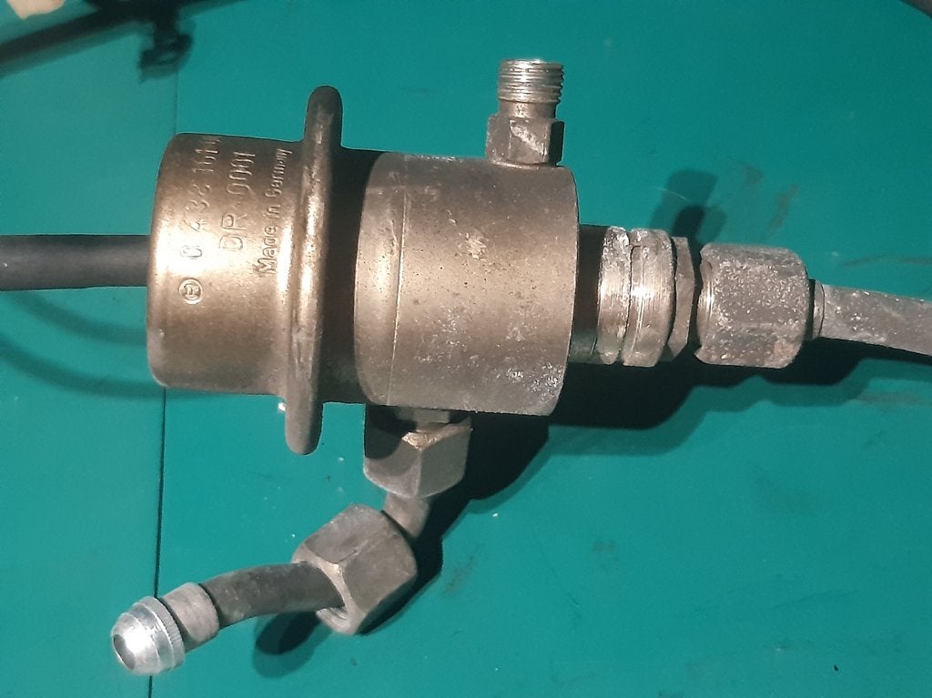 MERCEDES K-JETRONIC PARTS W124 W126 W116 W126 300E M103.98x, Ophalen of Verzenden