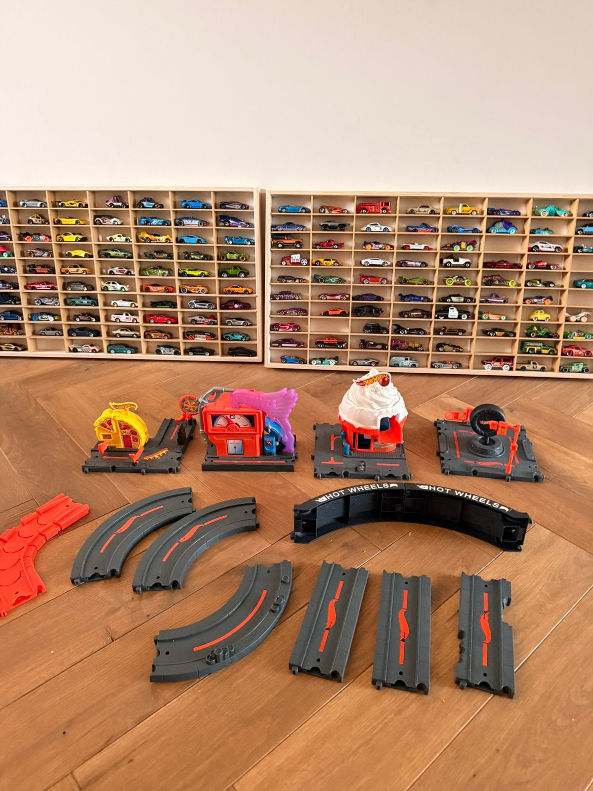 Diverse hotwheels racebanen en onderdelen, Ophalen of Verzenden, Zo goed als nieuw, Handmatig, Hot Wheels