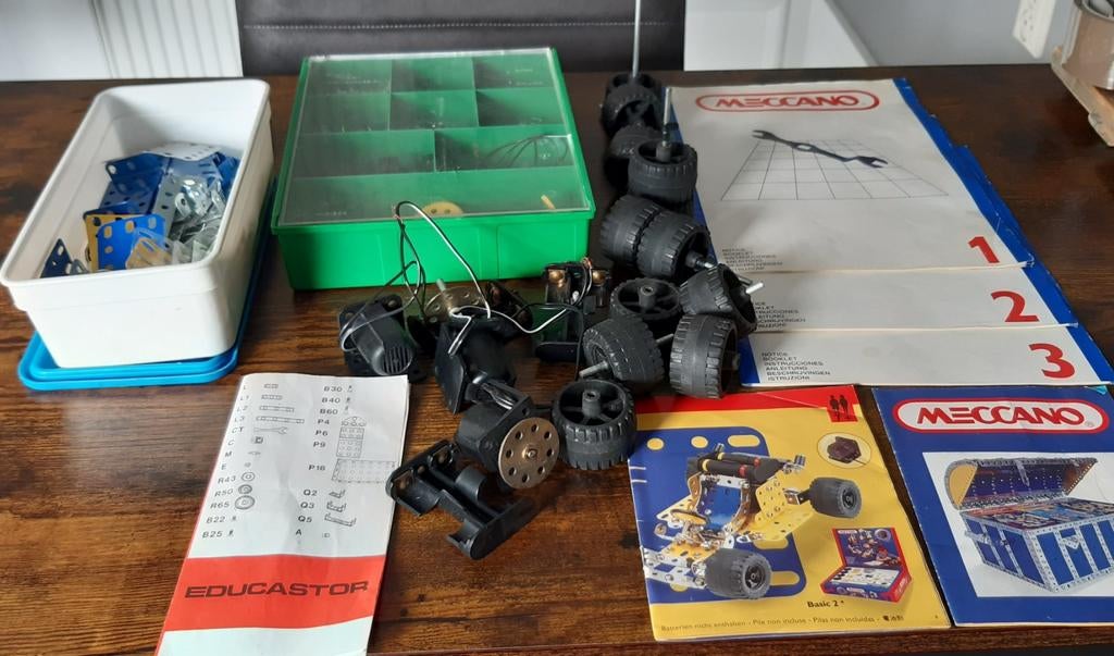 Meccano en Educastor Bouwpakketten met Motoren en Onderdelen, Ophalen of Verzenden, Gebruikt, Overige typen, Overige merken