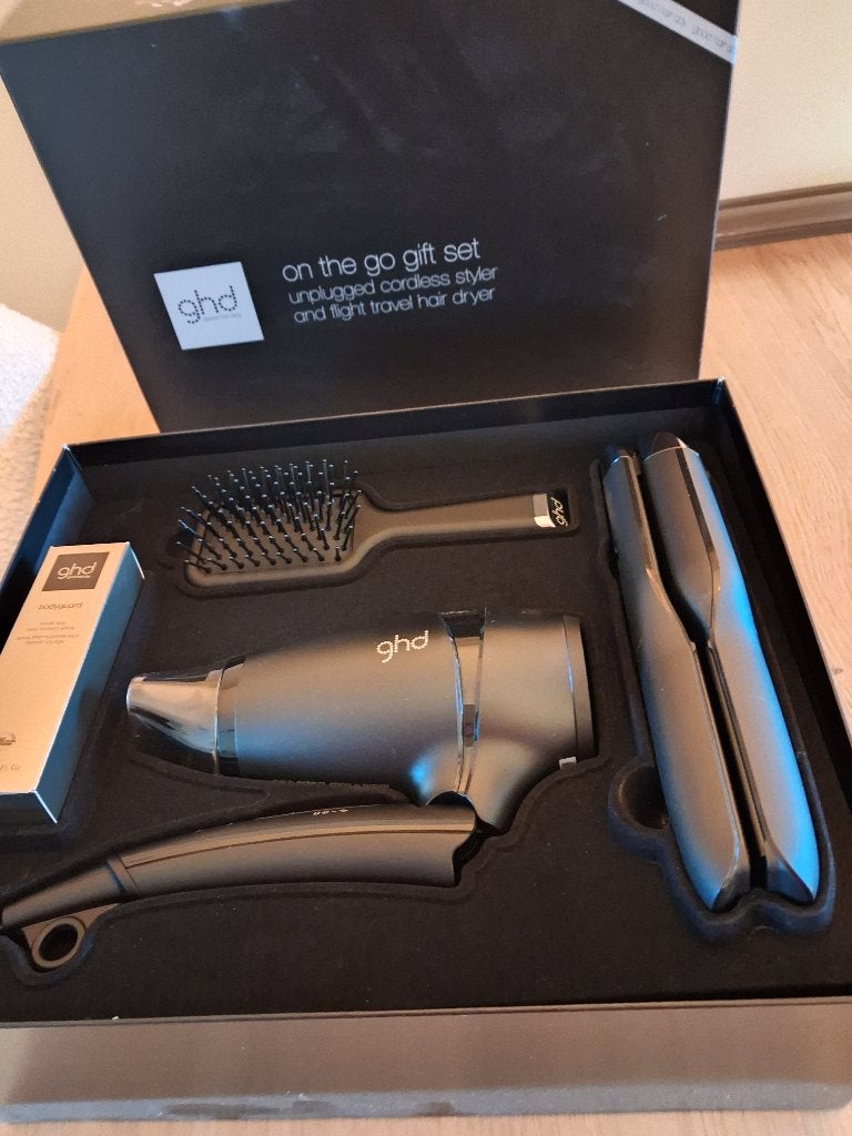 Fohn ghd giftset, Ophalen of Verzenden, Nieuw, Föhn of Haardroger