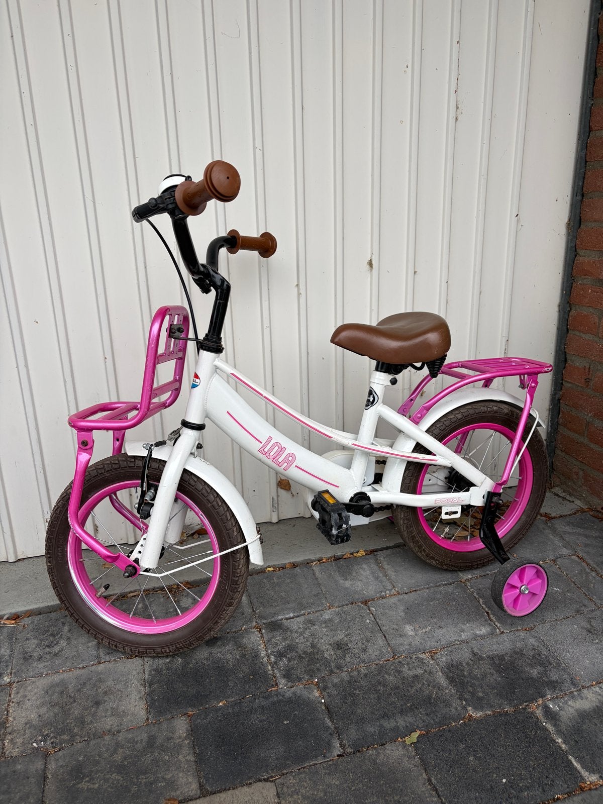 Lola meisjesfiets 14 inch met zijwieltjes, Fietsen en Brommers, Ophalen, Terugtraprem, Gebruikt, 14 inch of minder