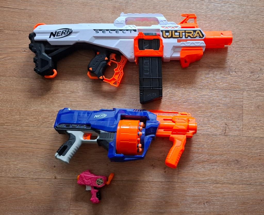 3 x Nerf incl veel pijltjes, Ophalen, Gebruikt