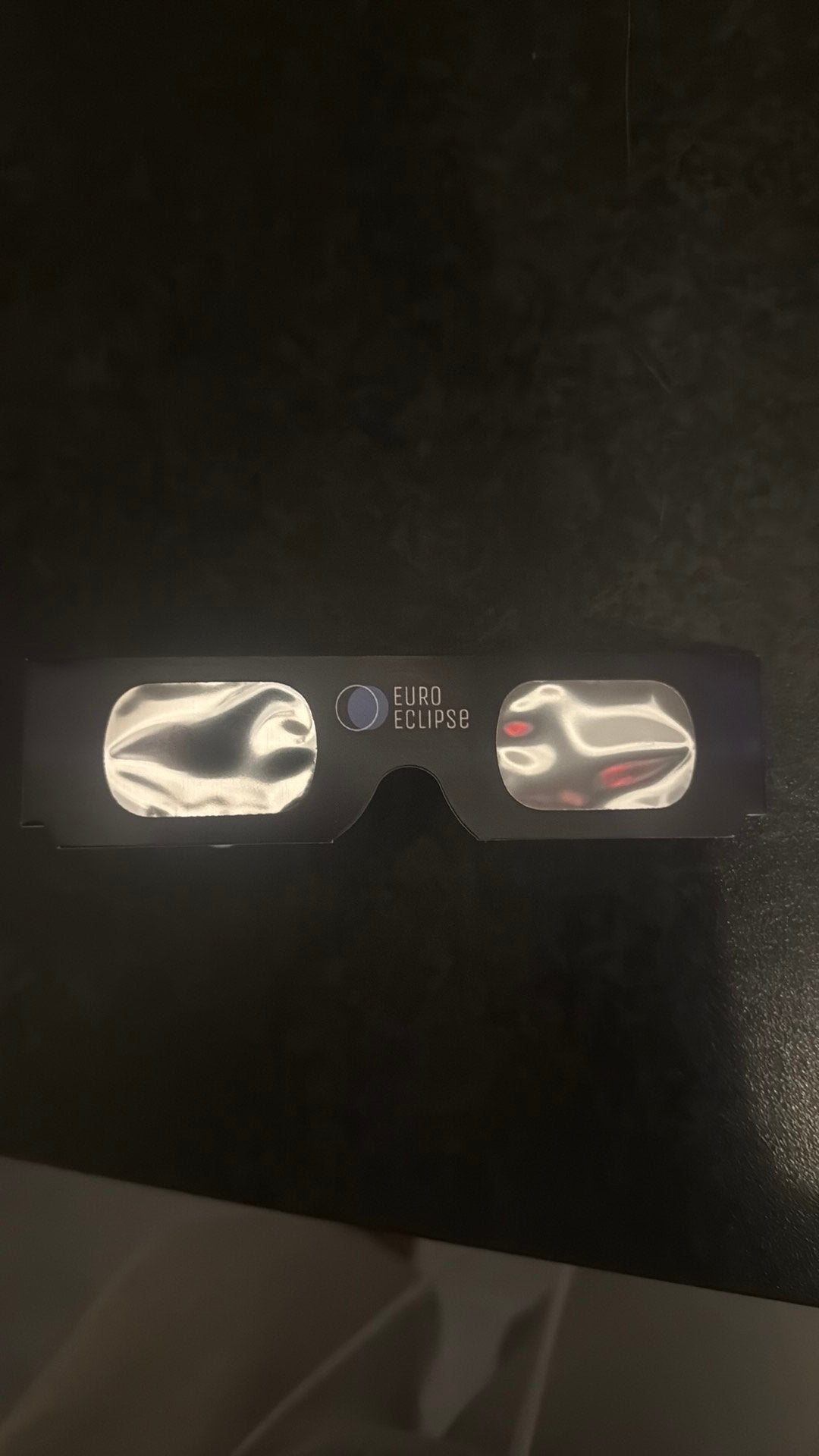 Eclips brillen, Ophalen