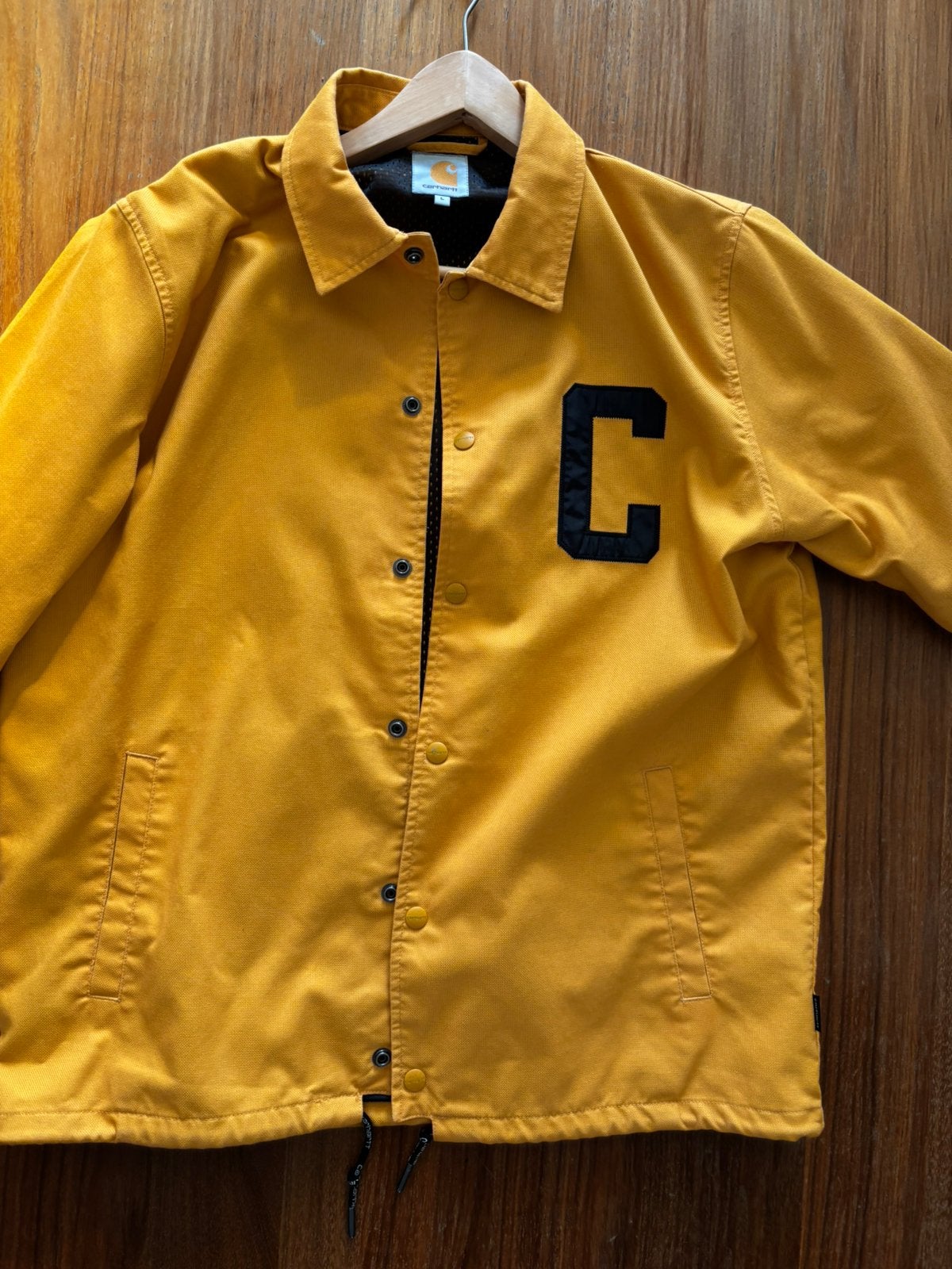 Carhartt coach jacket mt L, Ophalen of Verzenden, Zo goed als nieuw, Maat 48/50 (M), Geel