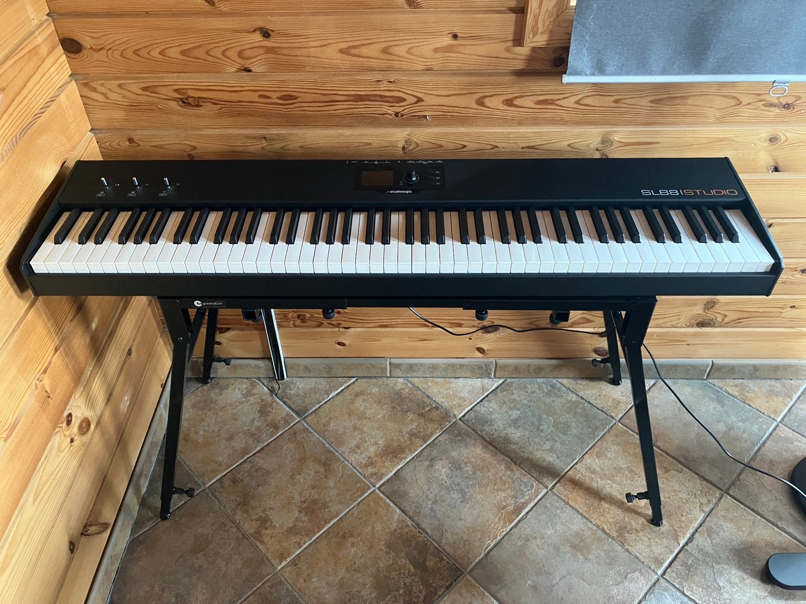 Studiologic SL88 Studio + stand + accessoires, Ophalen, Zo goed als nieuw