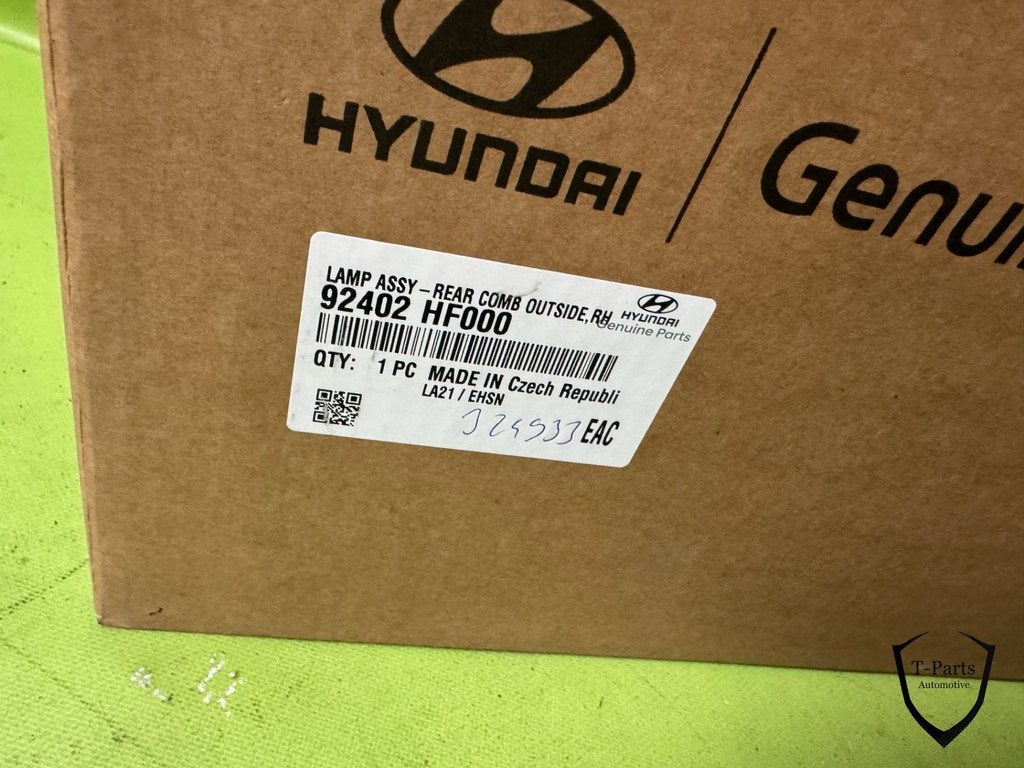 hyundai kona achterlicht rechts 92402HF000, Gebruikt, Heolleung-ro 12
06797  Seoul, Ophalen of Verzenden, Info@hyundai.com