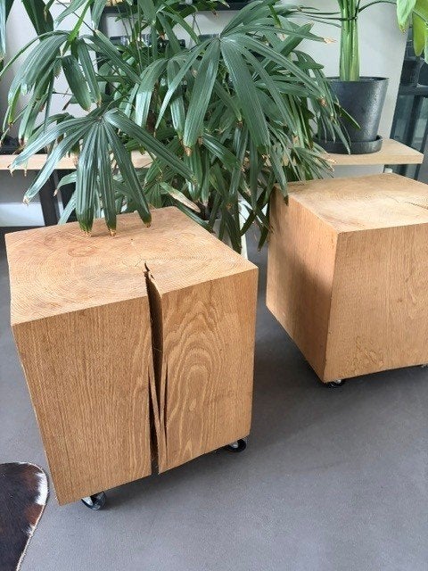 massief  eiken hout bijzet tafel/pilaar, Ophalen, Gebruikt