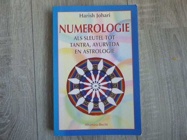 zeldzaam  NUMEROLOGIE  Harish JOHARI  pb 2001 nwst Nederl.tl, Boeken, Achtergrond en Informatie, Zo goed als nieuw, Overige onderwerpen