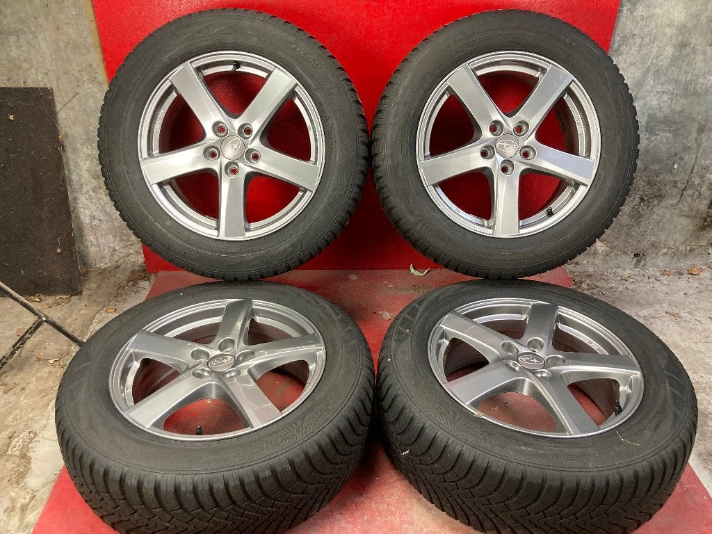 Winterbanden Subaru XV, Forester 225/60R17 Falken, Auto-onderdelen, Gebruikt, ., Banden en Velgen, 17 inch