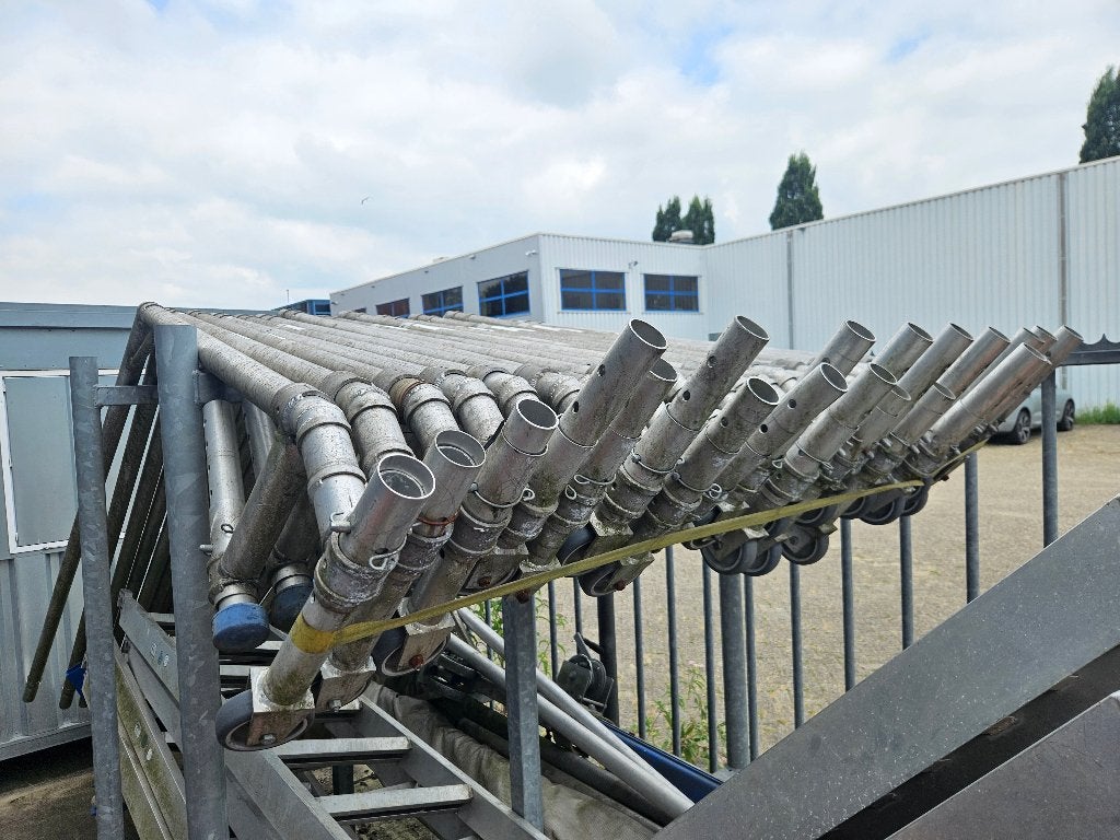 Regenschermstaanders steiger, Ophalen, Gebruikt, Gevelsteiger, 2 tot 5 meter