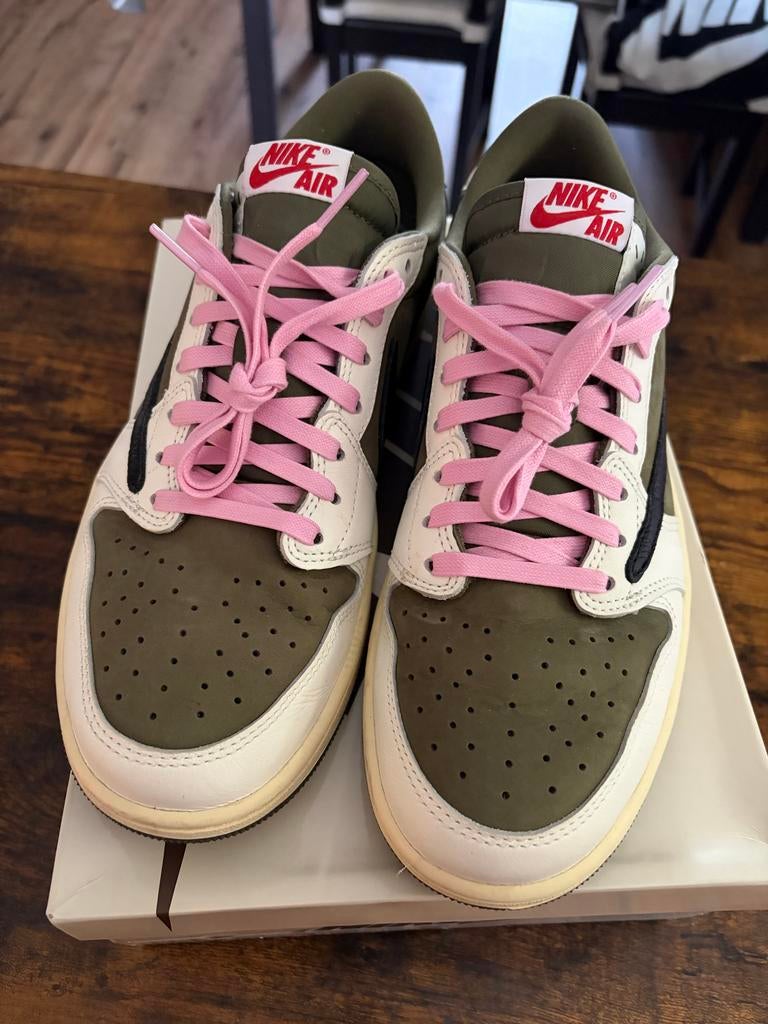 Travis Scott x Air Jordan 1 Low OG 'Medium Olive', Kleding | Heren, Schoenen, Ophalen, Overige kleuren, Sneakers of Gympen, Zo goed als nieuw