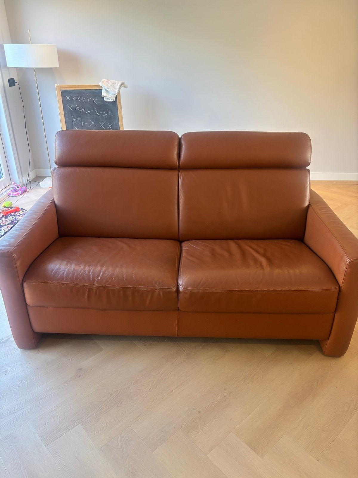 Comfortabele leren 2-zitsbank, Huis en Inrichting, Banken | Bankstellen, Ophalen, Gebruikt, 150 tot 200 cm, Tweepersoons