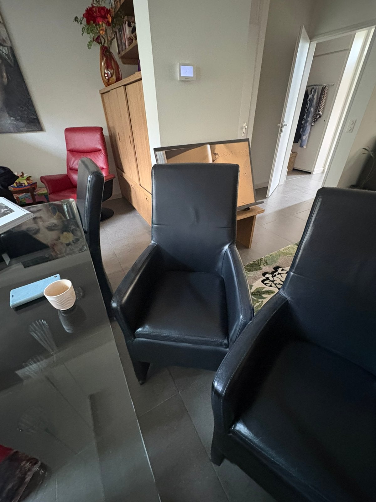 6 leren eetkamerstoelen op wielen, Ophalen, Zo goed als nieuw, Vier