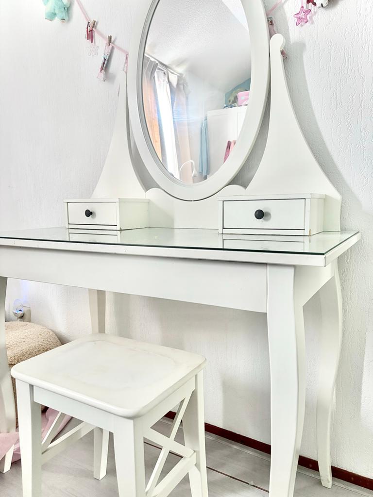 Witte kaptafel met spiegel en krukje, Ophalen, 100 tot 150 cm, 50 tot 100 cm, Zo goed als nieuw