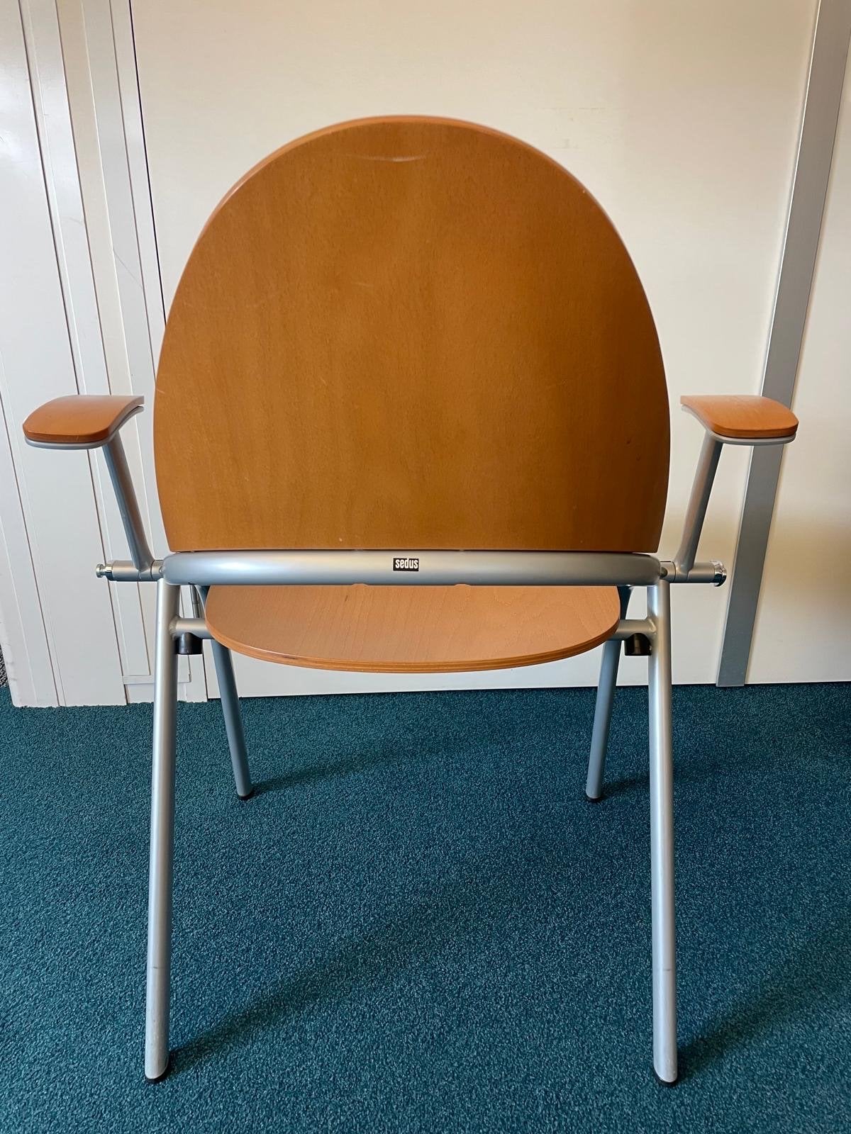 32x Sedus stapelbare stoel met armleuningen, hout en metaal, Ophalen, Gebruikt, Overige kleuren, Eén