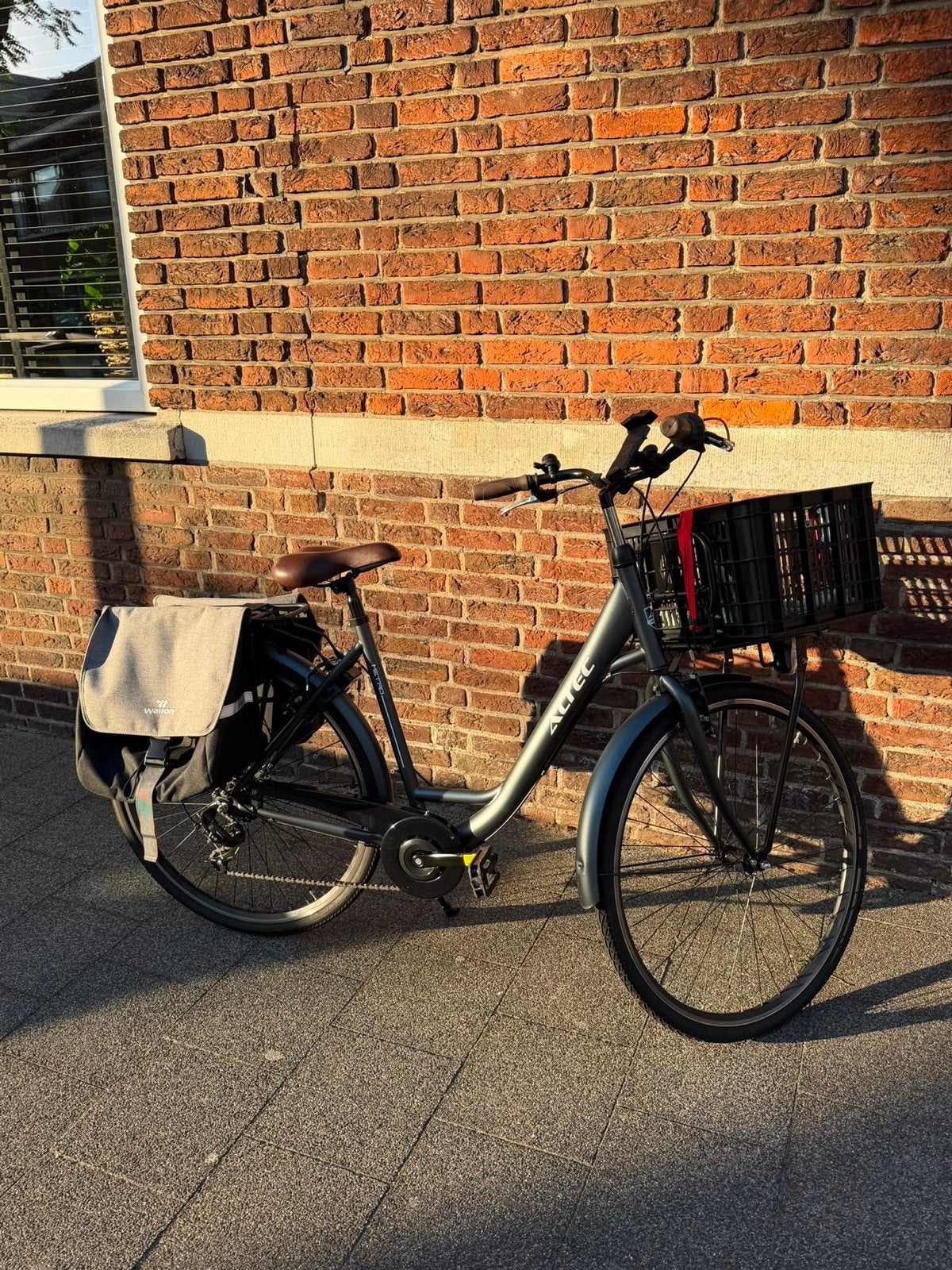 Stadsfiets 28 inch, 7 versnellingen, mat zwart, Gebruikt, Velgrem, 47 tot 50 cm, Versnellingen