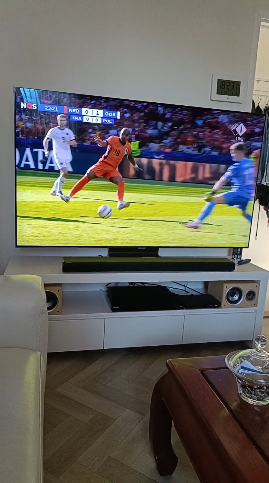 stevig hoogglans wit flatscreen meubel 150x40x50, Ophalen, Strak modern, Gebruikt, 100 tot 150 cm