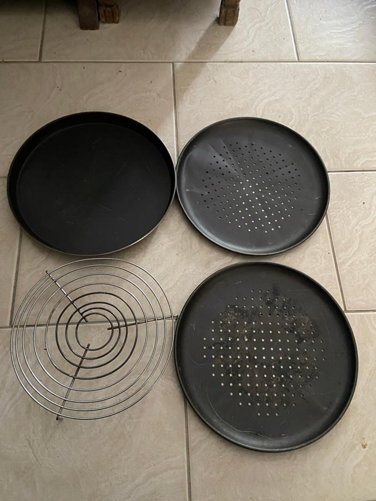Ovenaccessoires: Bakplaten en rooster voor diverse merken, Ophalen, Zo goed als nieuw