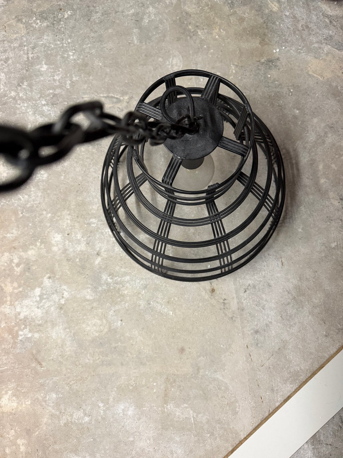 Mooie design lamp - Zwart metalen kooi hanglamp, Ophalen of Verzenden, Zo goed als nieuw, Metaal, E27 (groot)