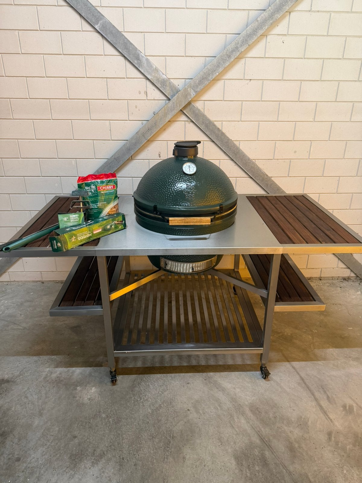 Big Green Egg XL in unieke RVS maatwerktafel