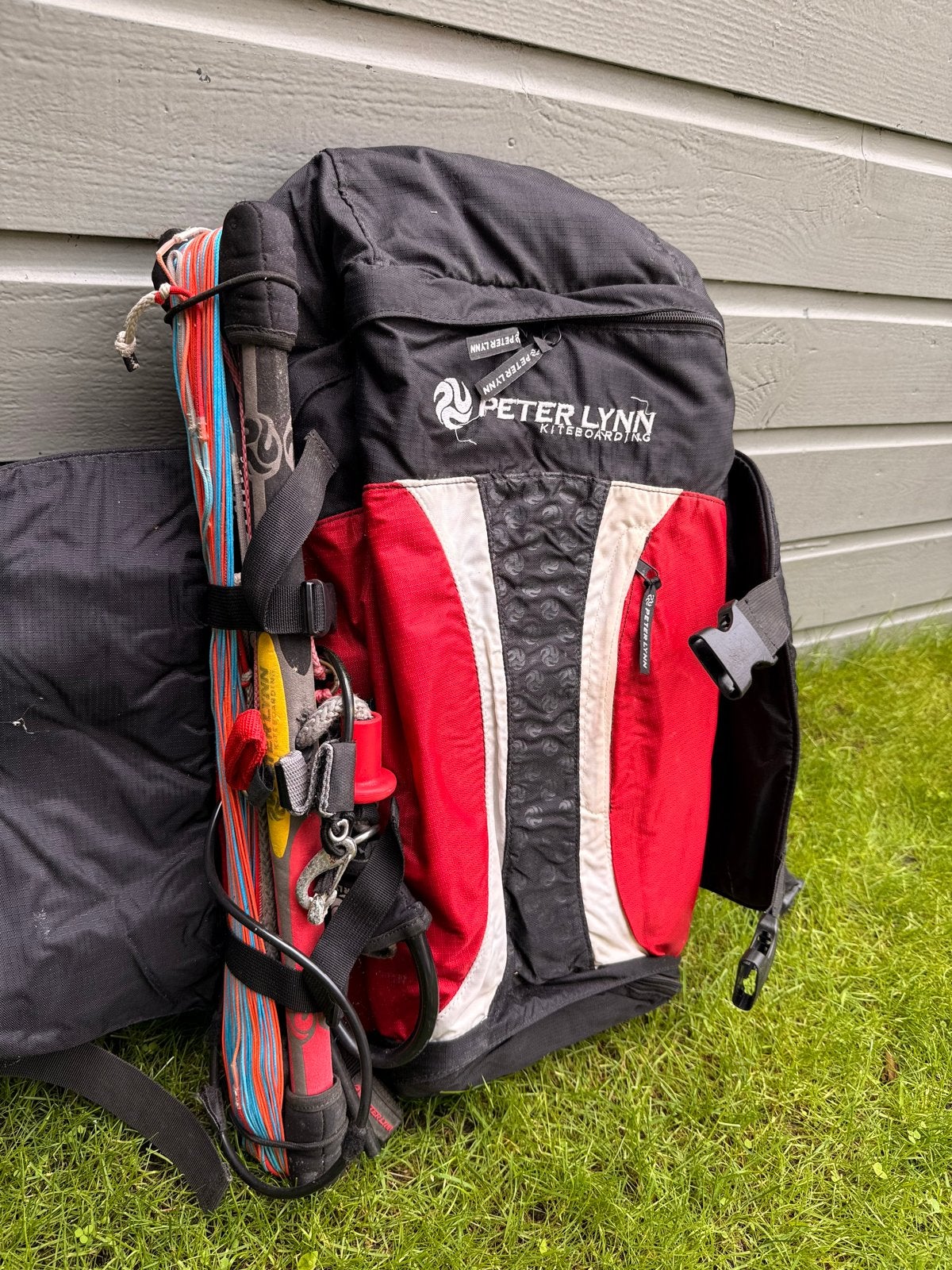 Peter Lynn Synergy 12m2 twinskin - Goed voor de liefhebber, Gebruikt, Verzenden, Geen board, Kite