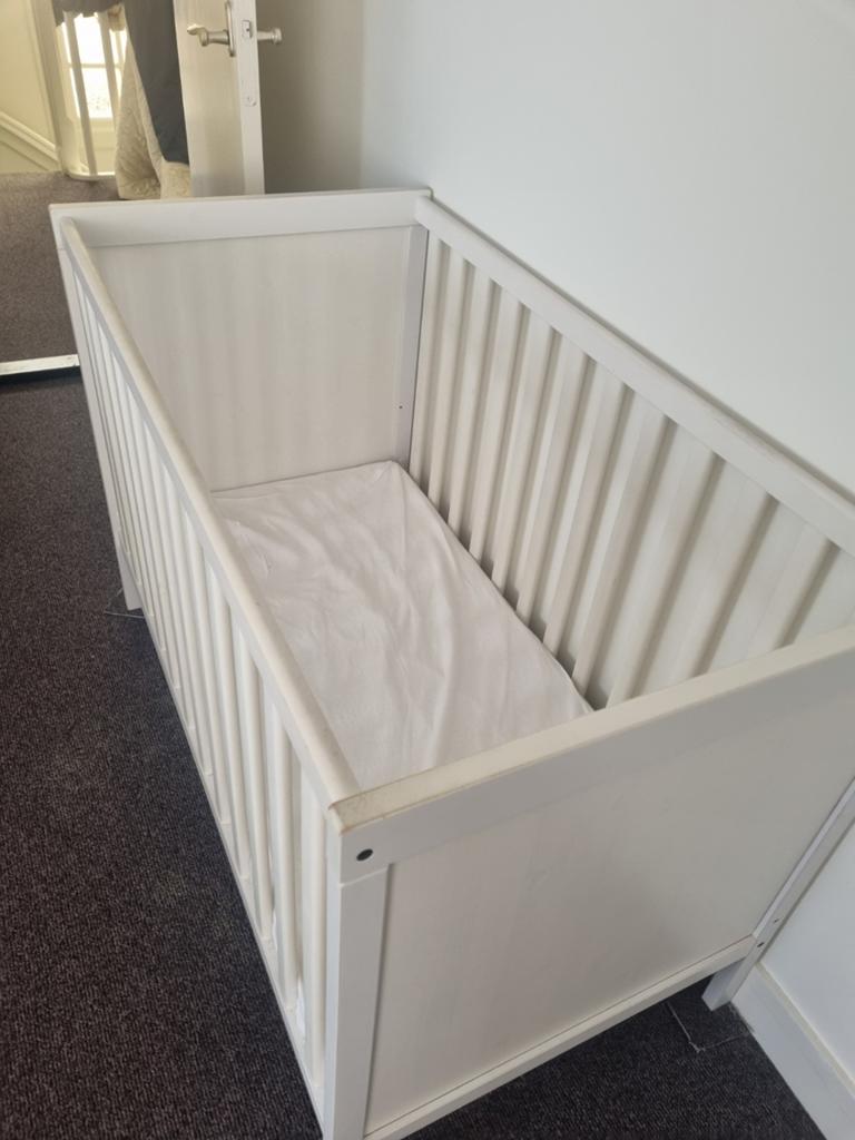 Ikea Sundvik ledikantje, Ophalen of Verzenden