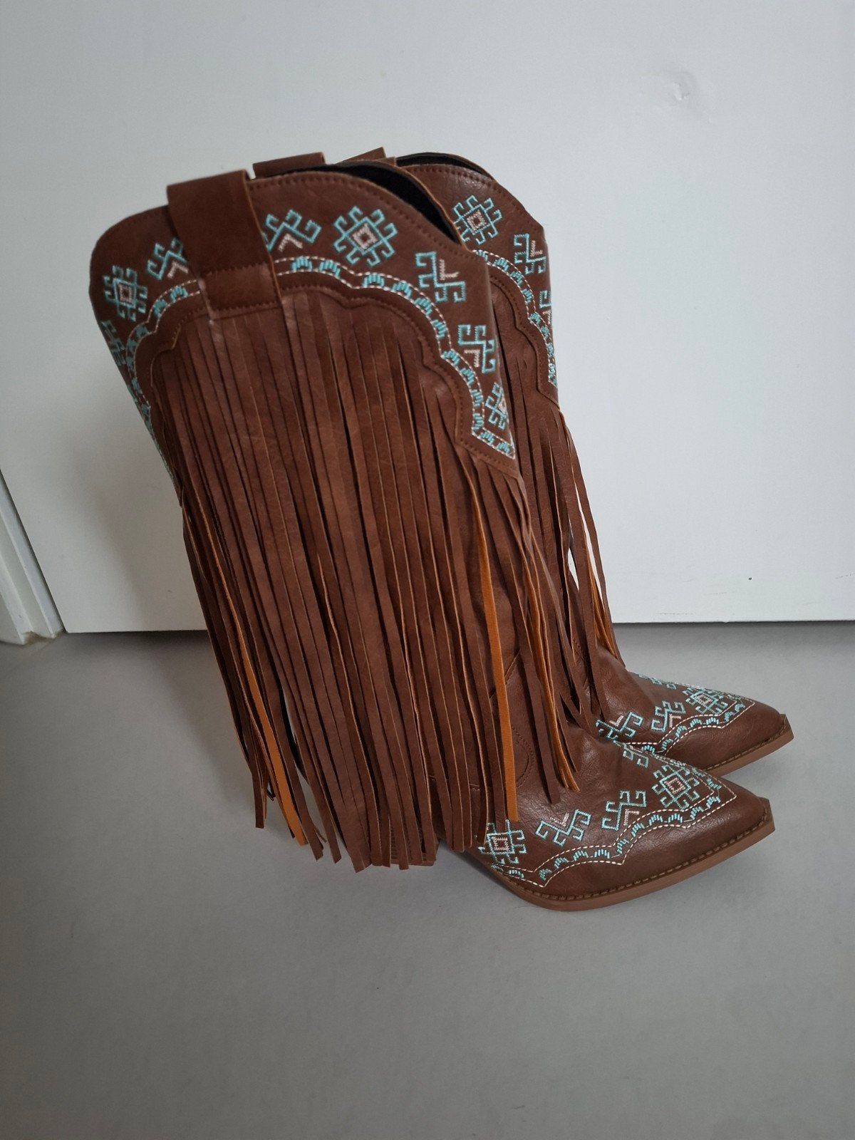 Nieuwe cowboylaarzen met franjes - Maat 39, Ophalen of Verzenden, Nieuw, Bruin, Lage of Enkellaarzen