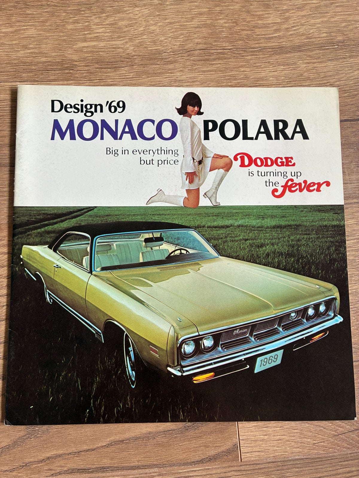 1969 Dodge Monaco en Polara brochure Canada, Verzenden, Zo goed als nieuw, Overige merken