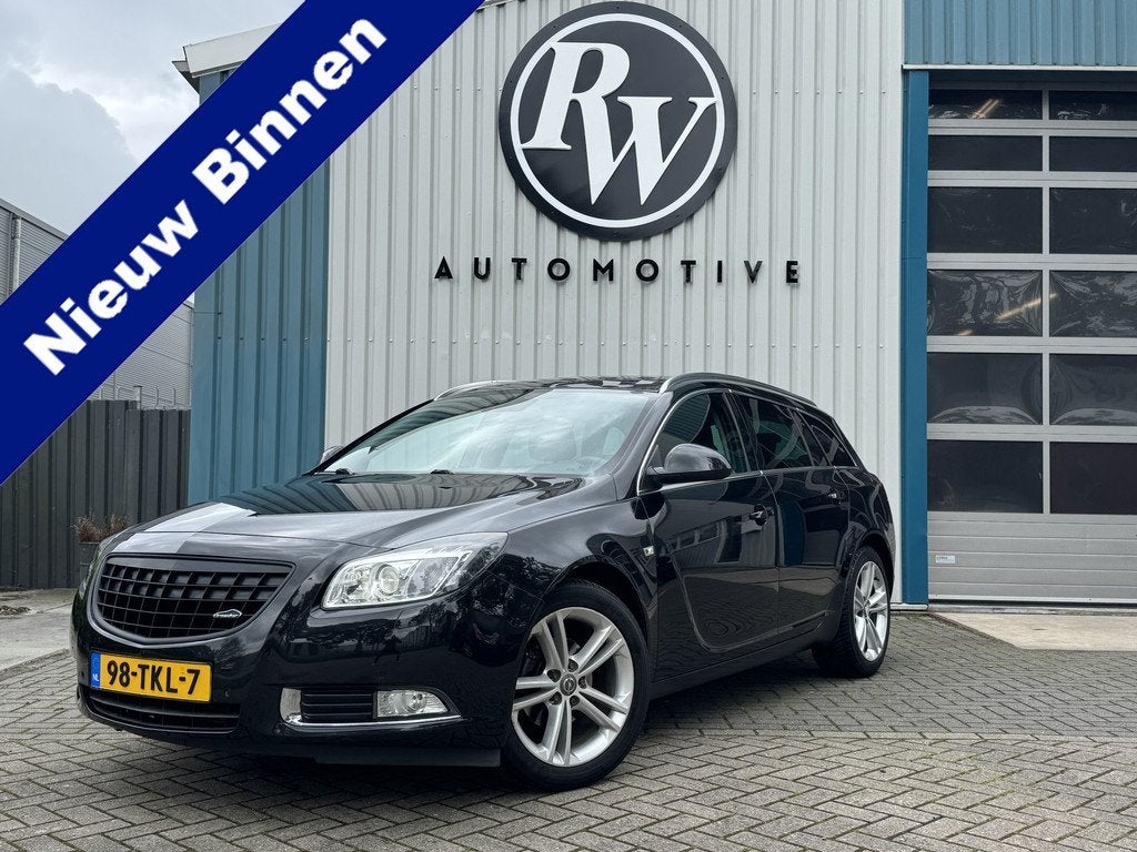 Opel Insignia 1.6 T Edition Bi-Xenon / Leder / Stl verw / Or, Auto's, Opel, Euro 5, Gebruikt, 4 cilinders, 179 pk